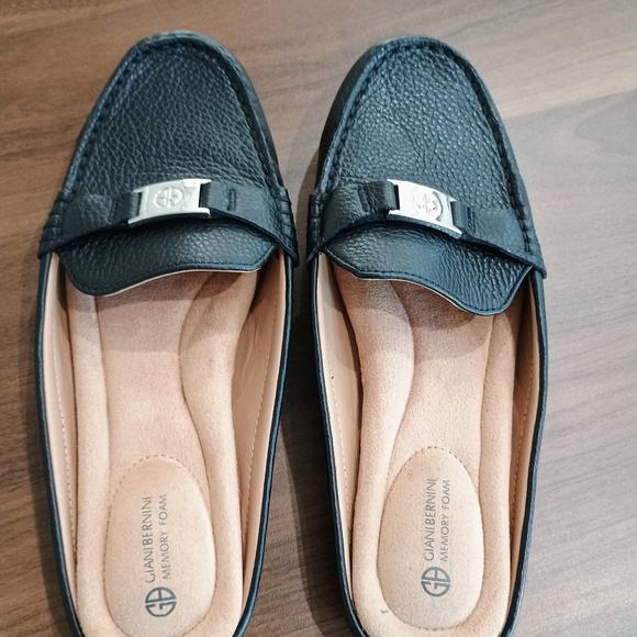 Giani Bernini Black Memory Foam Loafers for Women - Picture 1 of 7